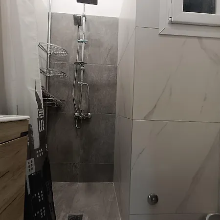 Apartmentssindesmos * Peraía